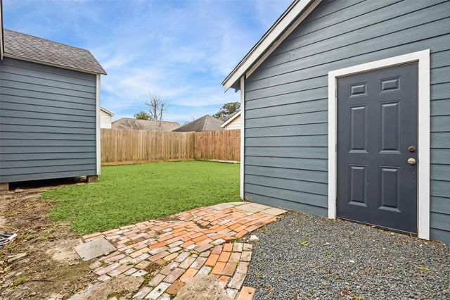 908 Kelley Street, Houston, TX 77009