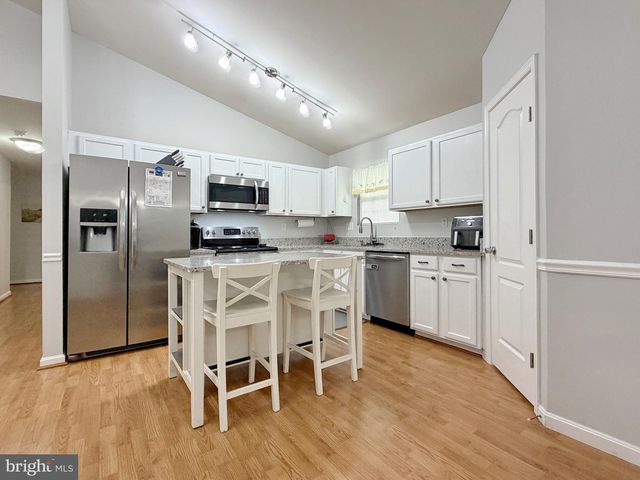 29849 POINT LOOKOUT RD, Mechanicsville, MD 20659