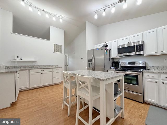 29849 POINT LOOKOUT RD, Mechanicsville, MD 20659