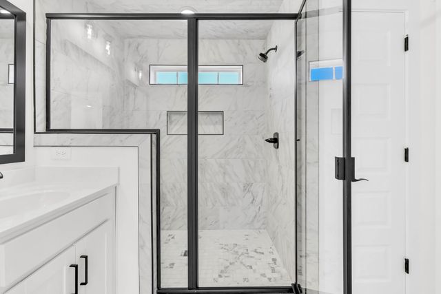 307 Switchgrass Dr, Clarksville, TN 37042