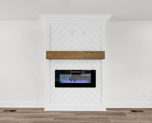 307 Switchgrass Dr, Clarksville, TN 37042