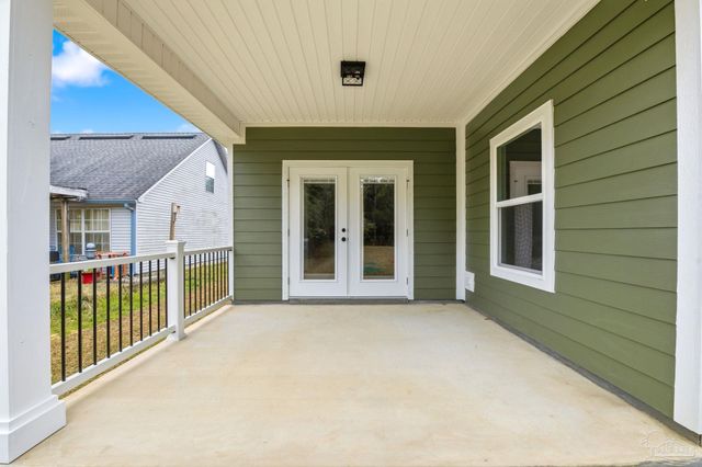 1854 Wheeler Dr, Gulf Breeze, FL 32563