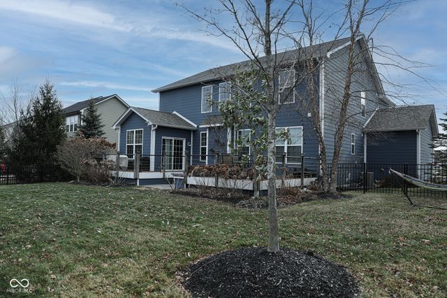 952 Silverheels Drive, Westfield, IN 46074