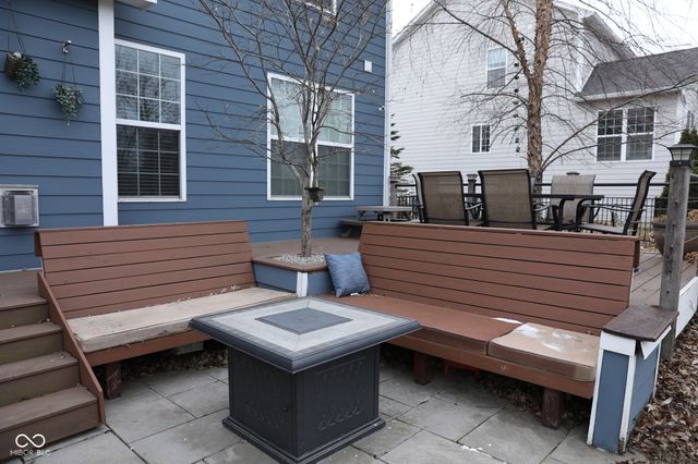 952 Silverheels Drive, Westfield, IN 46074