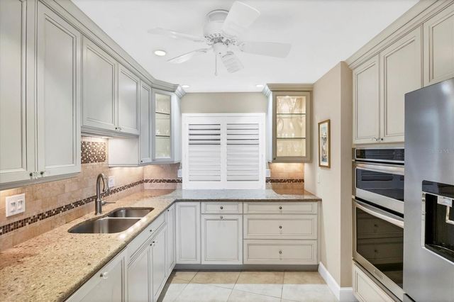 4805 GULF OF MEXICO DRIVE 103, Longboat Key, FL 34228