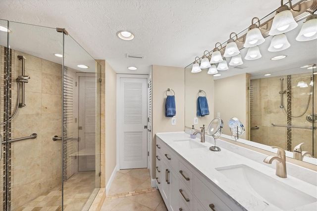 4805 GULF OF MEXICO DRIVE 103, Longboat Key, FL 34228