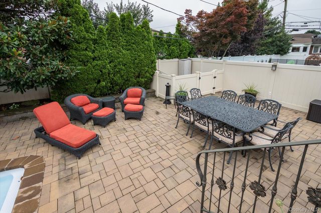 1118 Howard Drive, Westbury, NY 11590