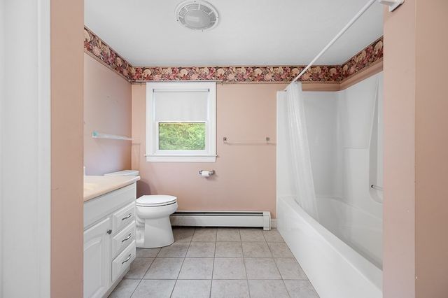 211 Sewall St, Boylston, MA 01505
