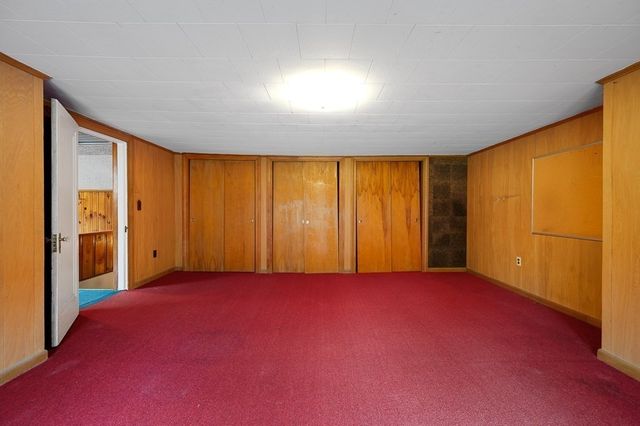 211 Sewall St, Boylston, MA 01505