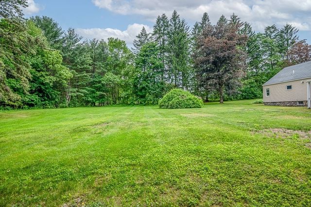 211 Sewall St, Boylston, MA 01505