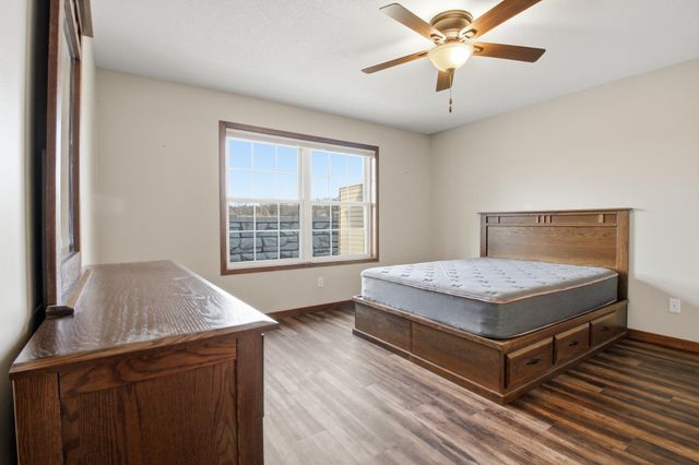 465 Meadowview Court, Paynesville, MN 56362