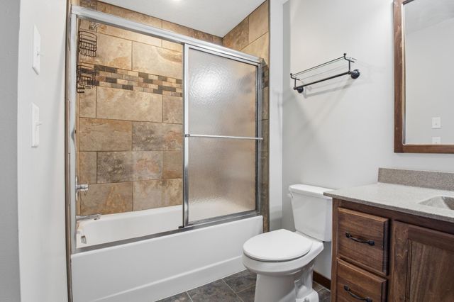 465 Meadowview Court, Paynesville, MN 56362