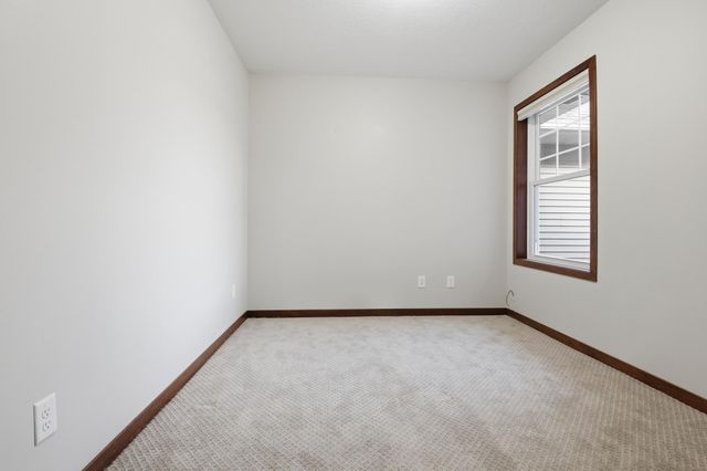 465 Meadowview Court, Paynesville, MN 56362