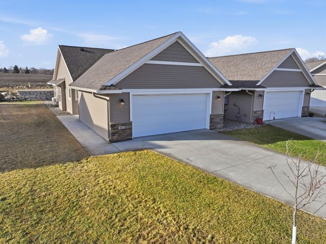 465 Meadowview Court, Paynesville, MN 56362