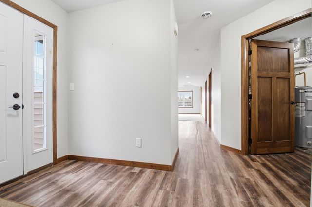 465 Meadowview Court, Paynesville, MN 56362