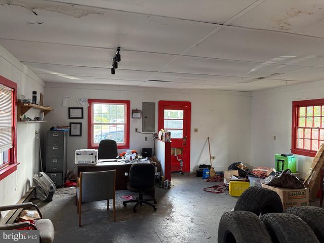 103 WASHINGTON, Madison, VA 22727