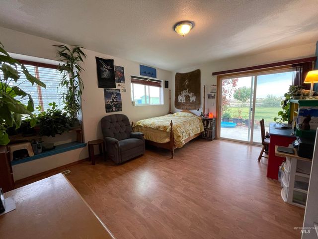 3301 SW Smith Rd, Mountain Home, ID 83647