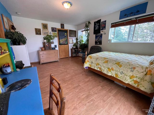 3301 SW Smith Rd, Mountain Home, ID 83647