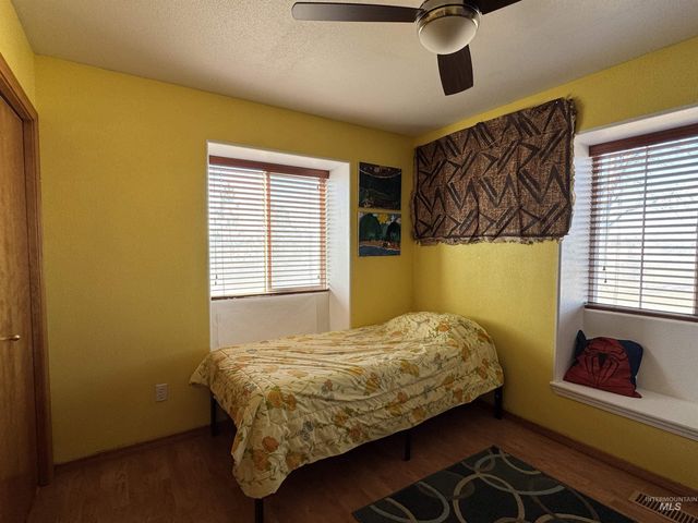3301 SW Smith Rd, Mountain Home, ID 83647
