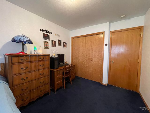 3301 SW Smith Rd, Mountain Home, ID 83647