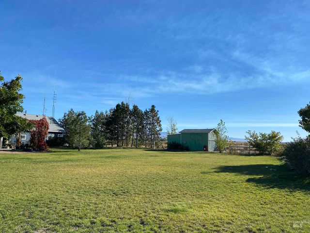 3301 SW Smith Rd, Mountain Home, ID 83647