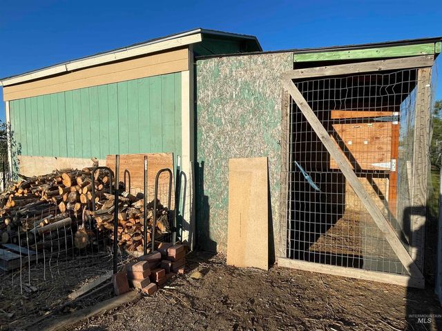 3301 SW Smith Rd, Mountain Home, ID 83647