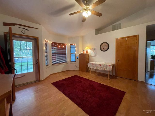 3301 SW Smith Rd, Mountain Home, ID 83647