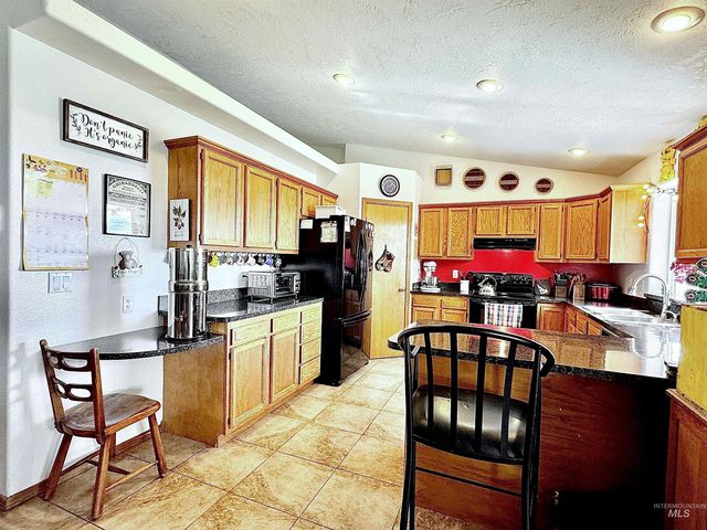 3301 SW Smith Rd, Mountain Home, ID 83647