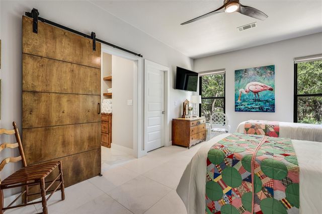 7710 Ladera TRL, Jonestown, TX 78645