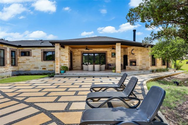 7710 Ladera TRL, Jonestown, TX 78645