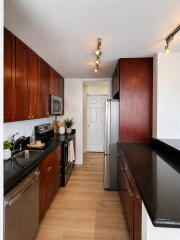 655 W Irving Park Road 1502, Chicago, IL 60613