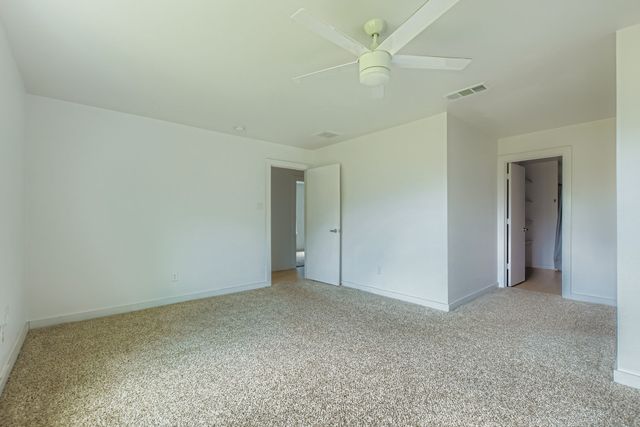 304 Thomas Street, Terrell, TX 75160