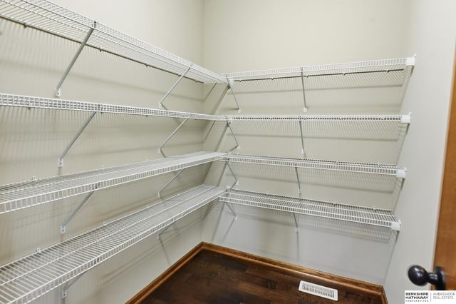 19374 Blaine Street, Omaha, NE 68135