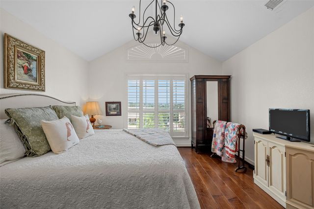 810 Forest Oaks Circle, Woodway, TX 76712