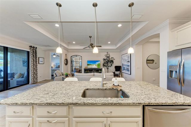 228 MARAVIYA BOULEVARD, Nokomis, FL 34275