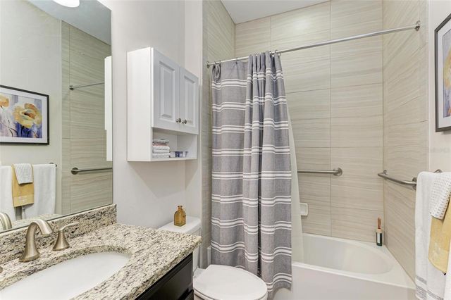 228 MARAVIYA BOULEVARD, Nokomis, FL 34275