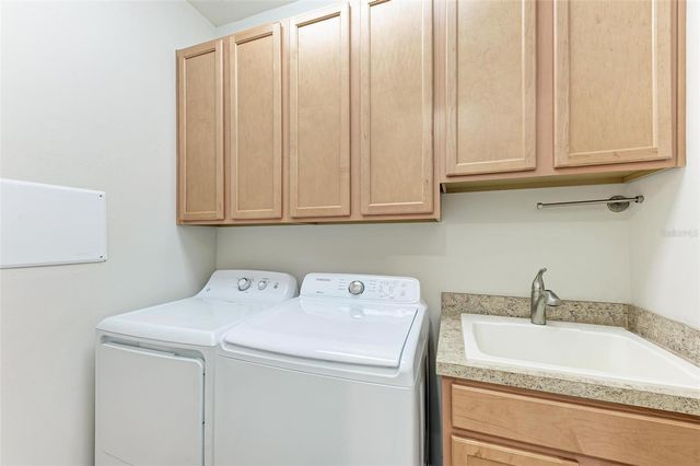 228 MARAVIYA BOULEVARD, Nokomis, FL 34275