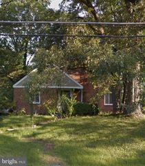 2510 EASTON ST, Temple Hills, MD 20748