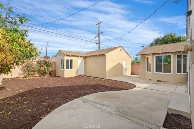 18725 Covello, Reseda, CA 91335