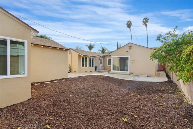 18725 Covello, Reseda, CA 91335