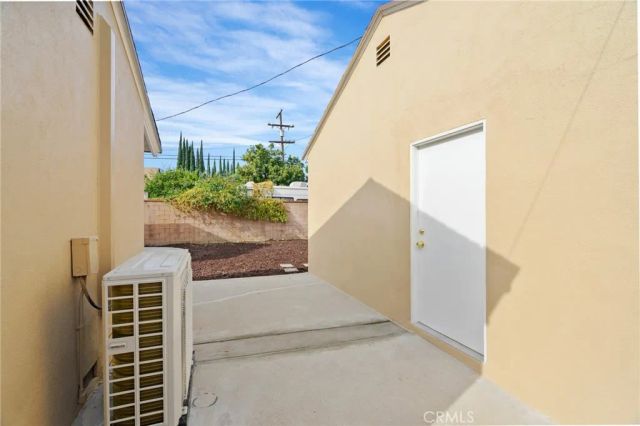 18725 Covello, Reseda, CA 91335