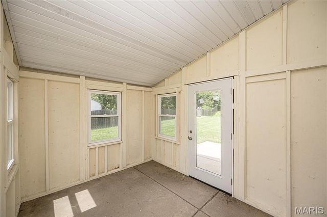 3052 Wood Poppy Drive, Florissant, MO 63031