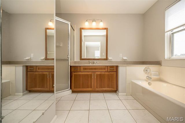 3052 Wood Poppy Drive, Florissant, MO 63031