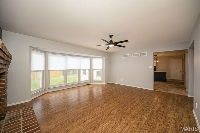 3052 Wood Poppy Drive, Florissant, MO 63031