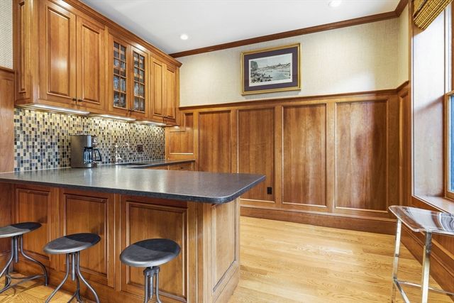 319 Beacon Street, Boston, MA 02116