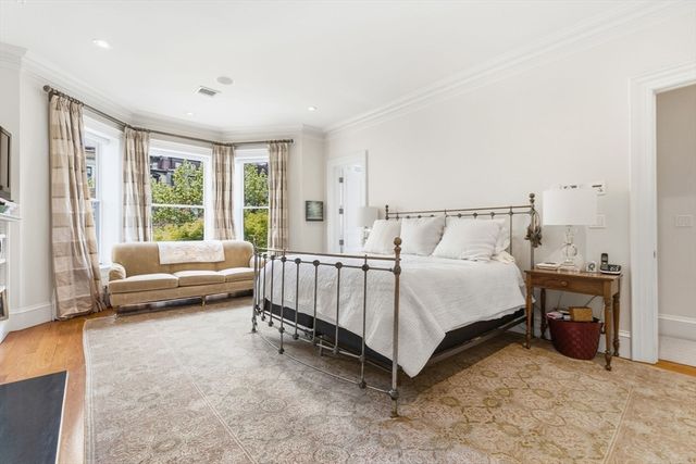 319 Beacon Street, Boston, MA 02116