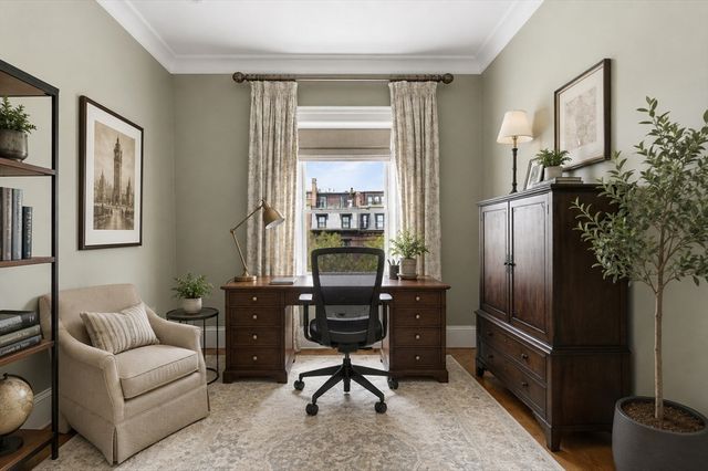 319 Beacon Street, Boston, MA 02116