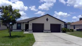 4202/4204 SW 7th PL, Cape Coral, FL 33914