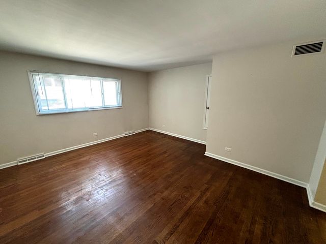 333 Scott Street, Lake Forest, IL 60045