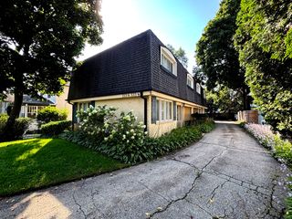 333 Scott Street, Lake Forest, IL 60045